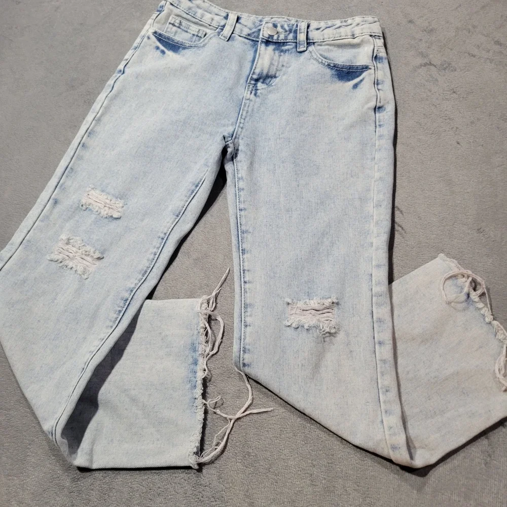 SHEIN Jeans Girls 10 Light Wash Distressed Straight Leg Ripped Frayed Denim Pant